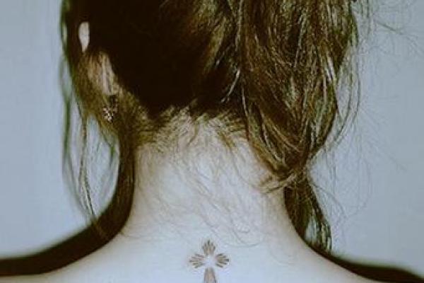 通过胎记算命能够读出人们身体上一些信息