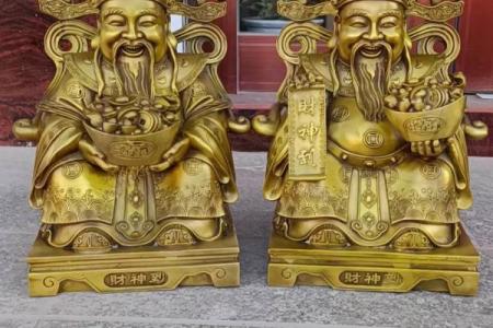 开店应该请什么财神，请什么招财？