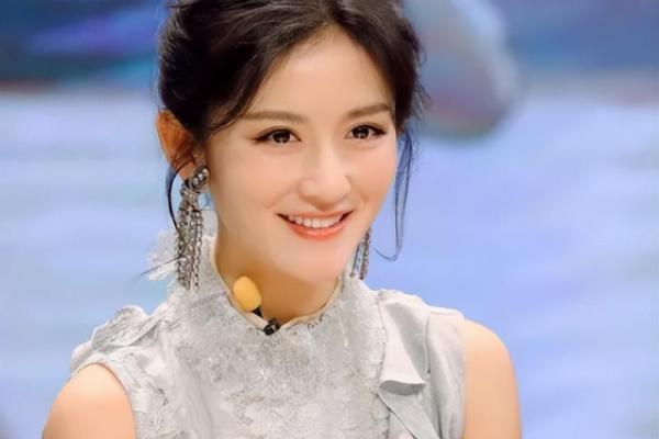 张杰谢娜喜获双胞胎女儿，八字看天赋运势，给公主星起个旺运吉名