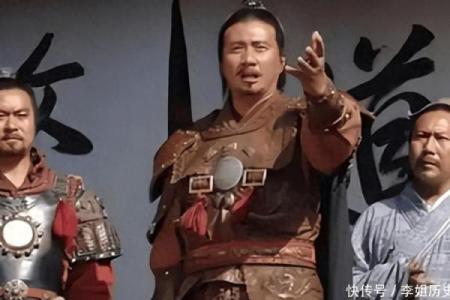朱元璋得知此人与他生辰八字相同，欲招来杀掉，见面却大喜：重赏