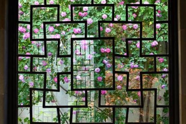 窗外花坛风水好吗 窗外花坛风水好吗