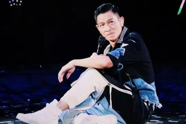 刘德华的八字