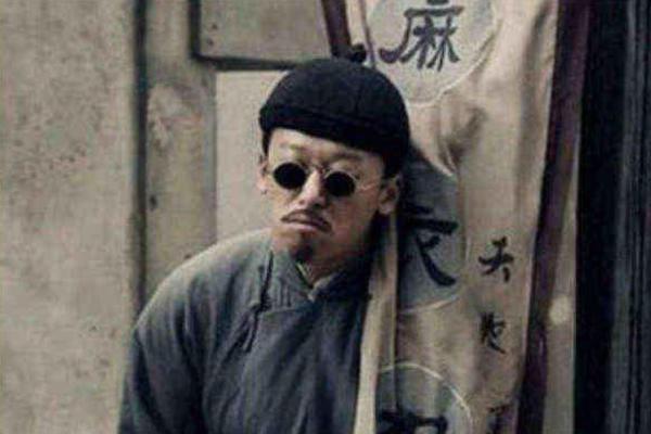 陕西延安摸骨算命