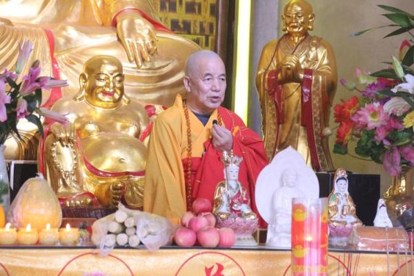 哪里的寺庙有真人算命师傅