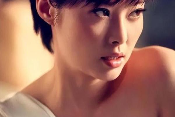 袁立八字 袁立八字