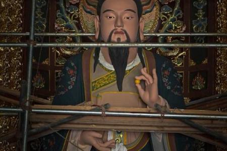 青城山女道士算命准吗