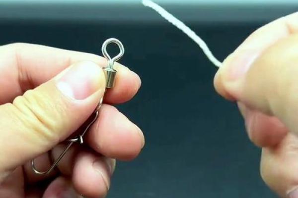 八字扣的绑法图解,八字扣的打法