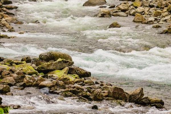 房子被河水环绕风水好不好